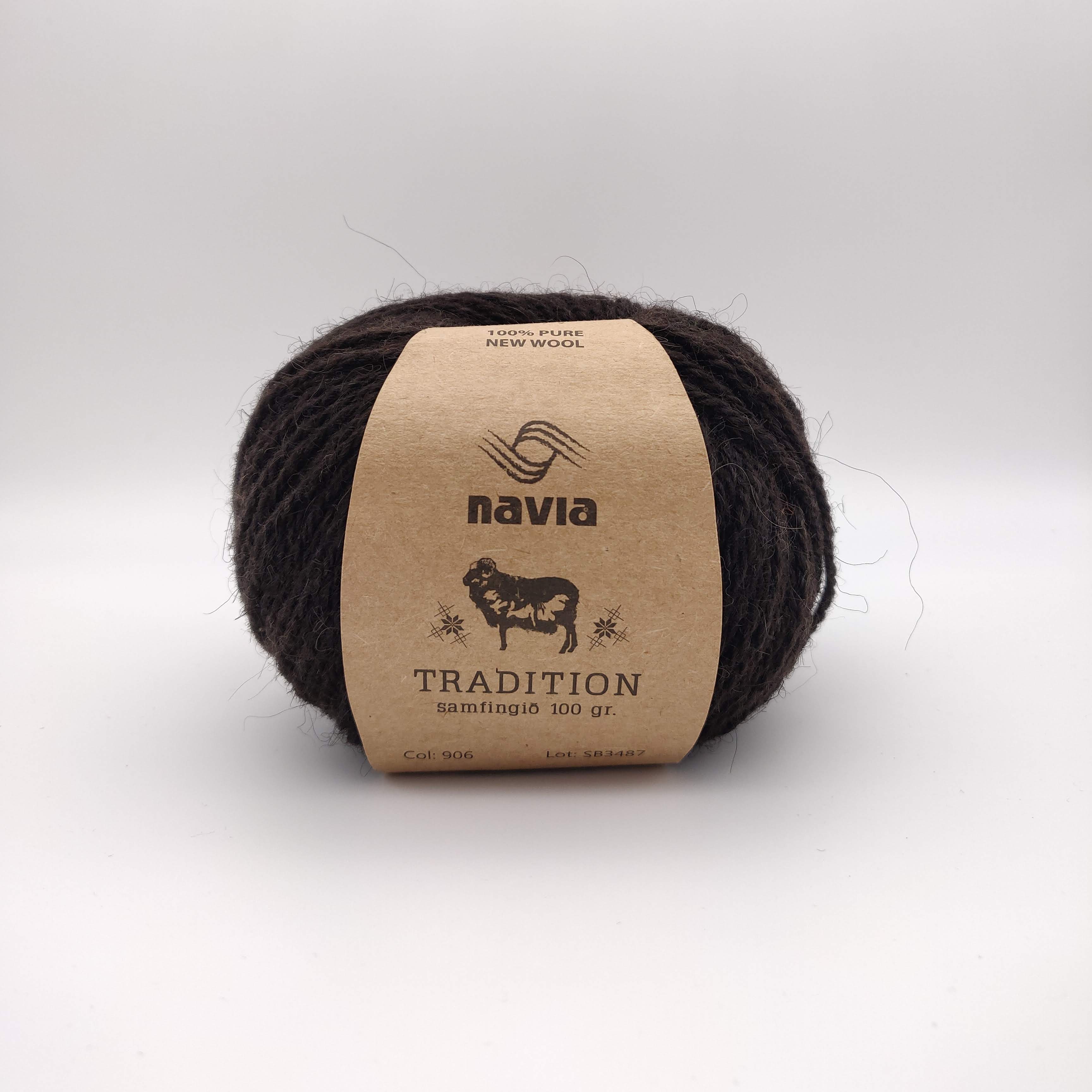 Navia dökk brúnt